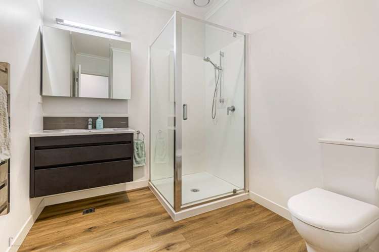 2/3 Genevieve Lane Hobsonville_10
