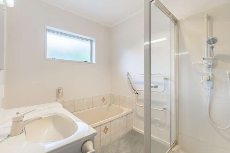 169 Raumati Road Raumati Beach_22