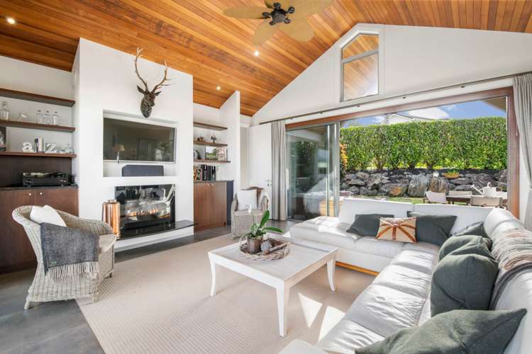 64 Beauvoir Avenue Matakatia_37