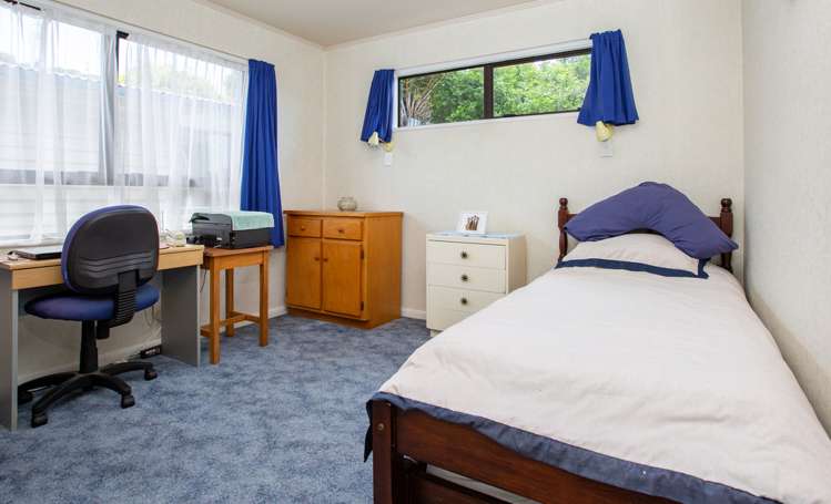 186 The Ridgeway Stoke_11