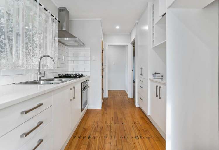 41 Ashley Avenue Mangere East_5