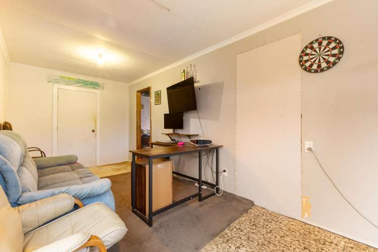 13 York Street Feilding_17