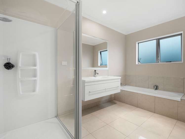 4 Carroll Place Owhata_24