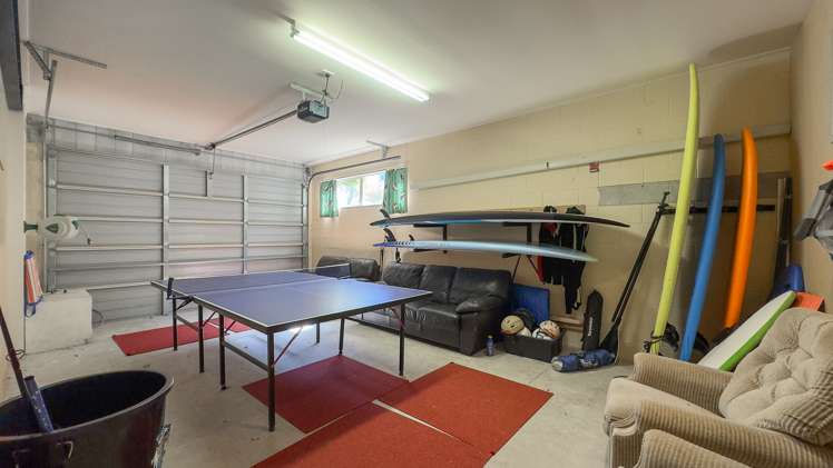 19 Crown Reef Pauanui_21