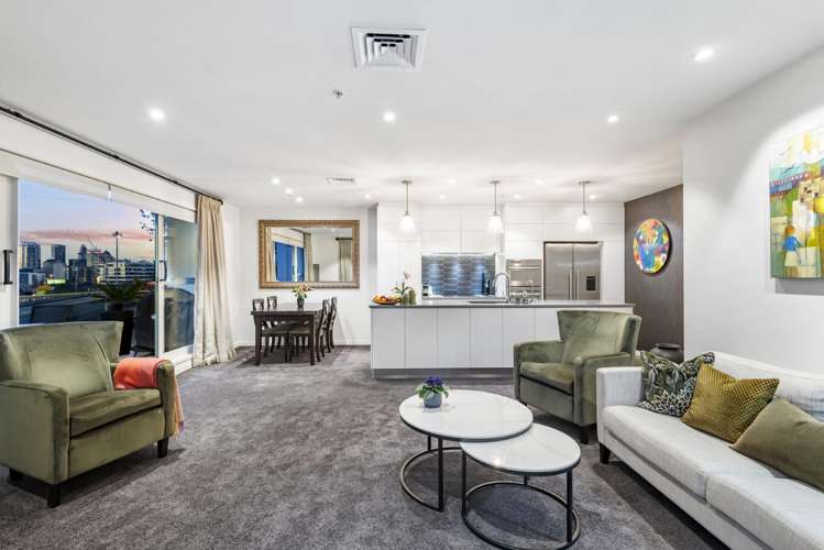 GA/8 Howe Street_1