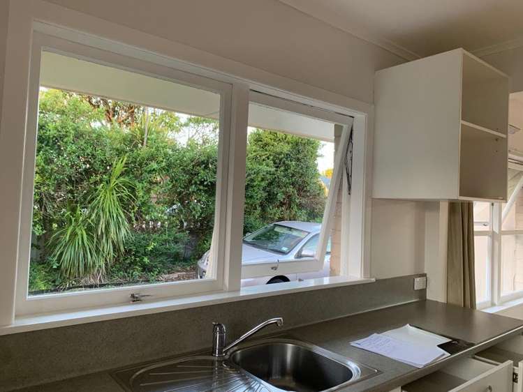 1/361 East Coast Road Mairangi Bay_10