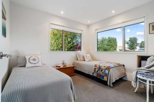 7 Pleasant Place Pauanui_2