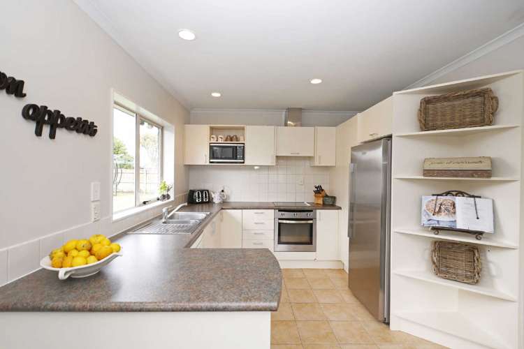 16 Gambia Grove 2743_2