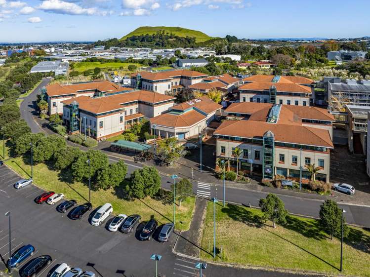261-265 Morrin Road Saint Johns_13