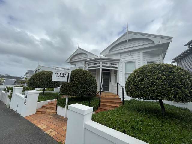 Rare Office - College Hill Villa