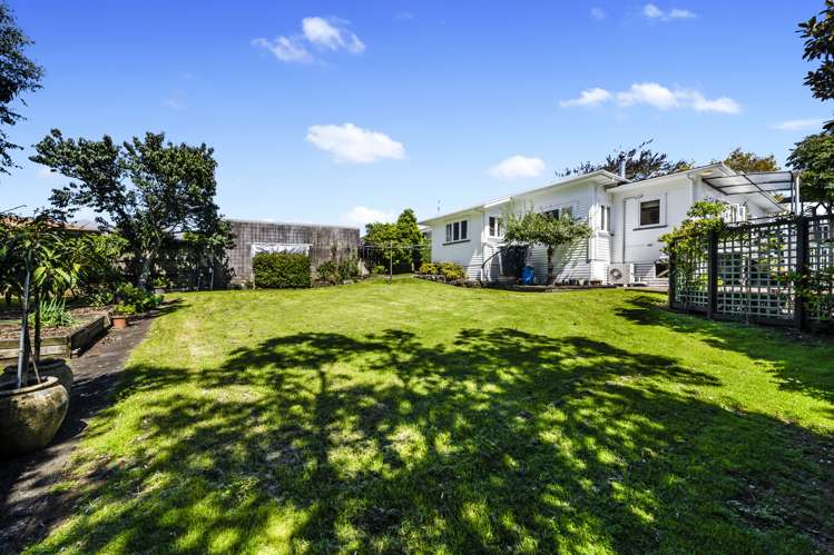 55 Tawa Road One Tree Hill_22