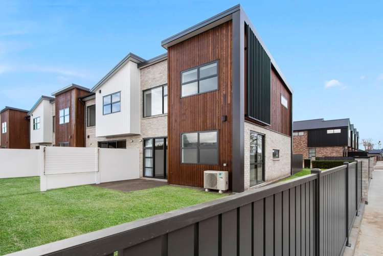 1/102 Swayne Road Cambridge_1