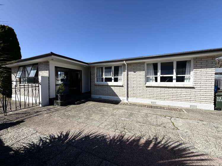 69 Holyoake Crescent_0
