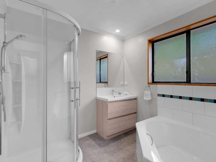 47 Ranui Street Dinsdale_17