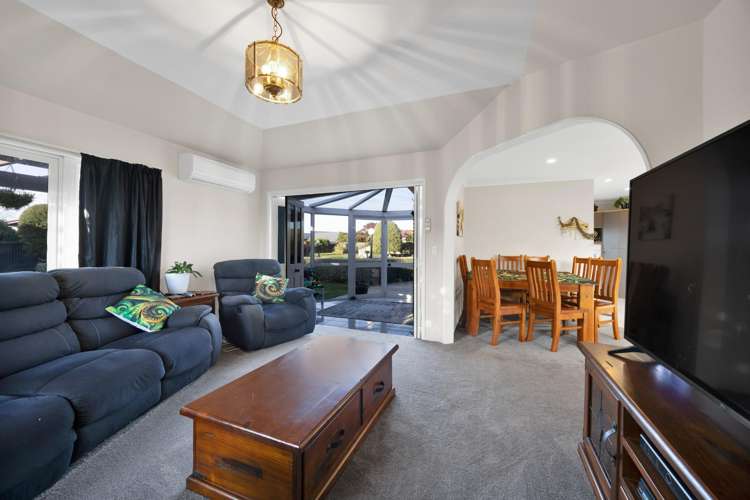 283 Glover Road Hawera_22