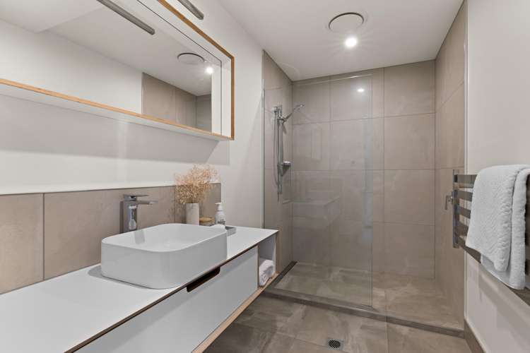190D Charles Street Westshore_17