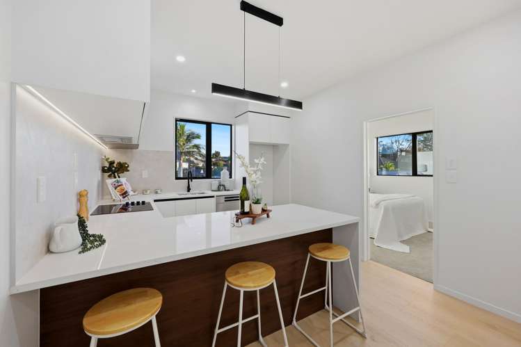 13C Meadway Sunnyhills_10