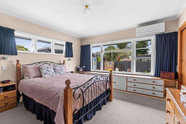 53 Menin Road Onekawa_14