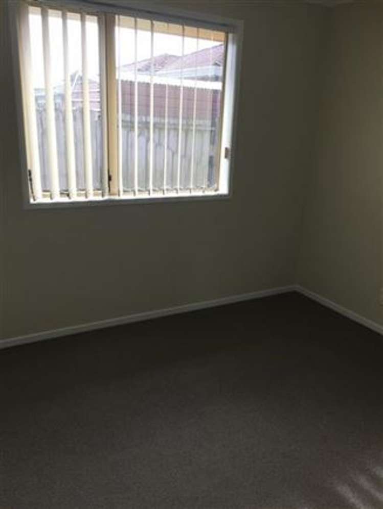 79 Pitt Avenue Clendon Park_9