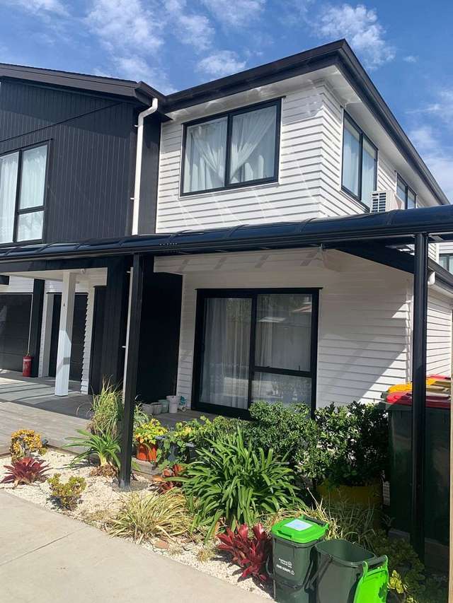 Stunning 4BR New Build in Pakuranga