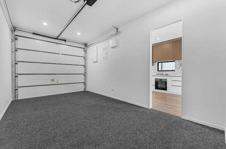 22B & C Justamere Place Weymouth_10