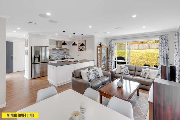 13 Otaota Way Flat Bush_31