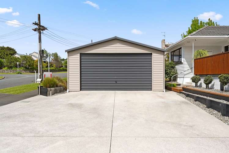 35 Thomson Avenue Dinsdale_19