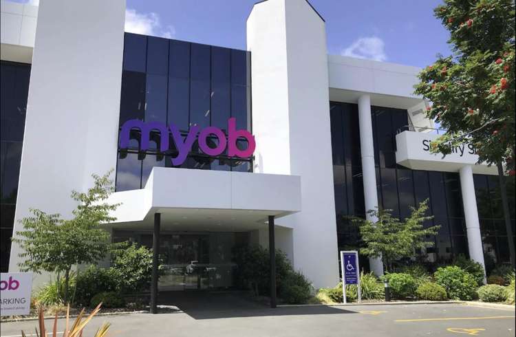 17 Sir William Pickering Drive Burnside_13