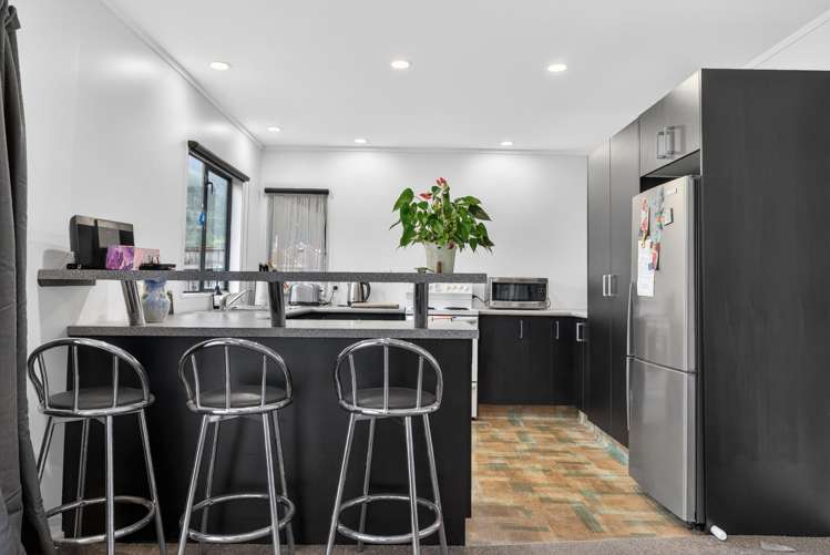 32A Hay Street Naenae_9