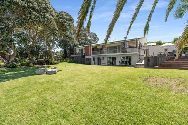 Overseas Kiwis buy historic Simpsons Beach bach for over $2.5m