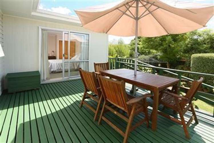 7 Amberley Avenue Te Atatu South_11