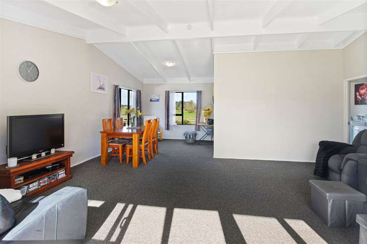 39 Stevenson Road Clarks Beach_6