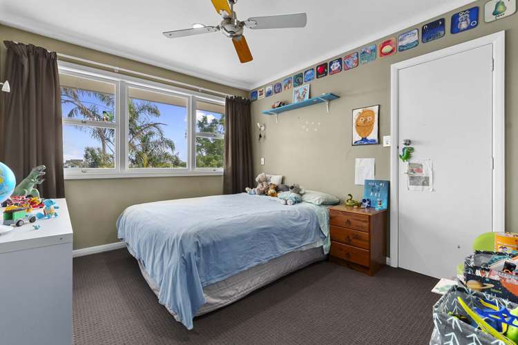 22 Andrew Place Otumoetai_14