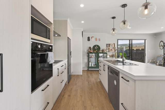 180 Adler Drive Ohauiti_4