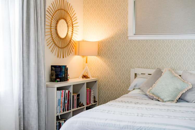 71 Leckhampton Court Clyde Hill_38