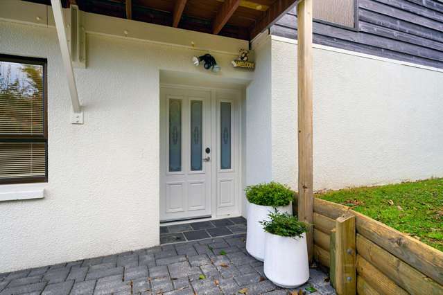 2/12 Grimshaw Place Henderson_3