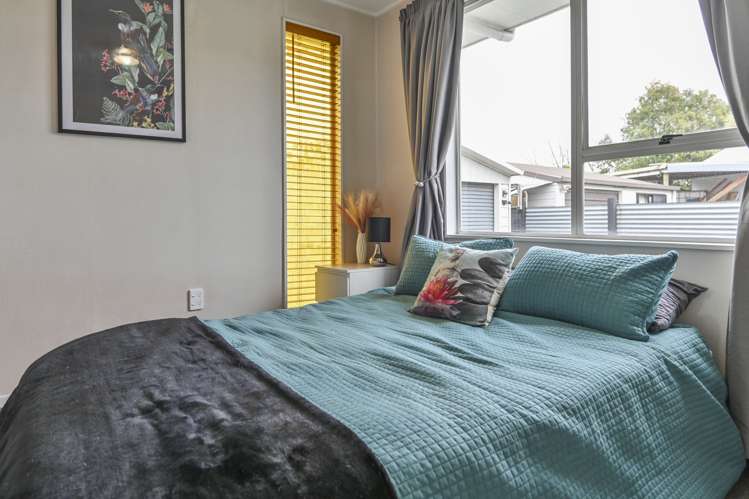 35 Walton Way Flaxmere_12