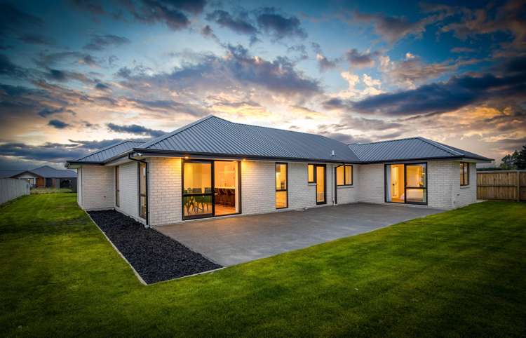 66 Ridgeland Way West Melton_1