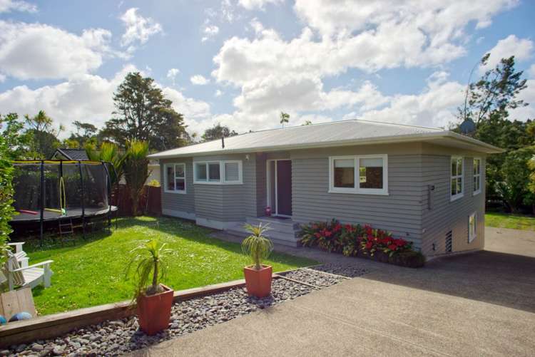 29 Kauri Glen Road Northcote_13