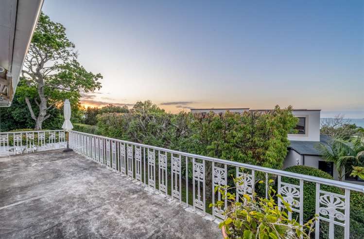 8 Pleasant Place Mellons Bay_28