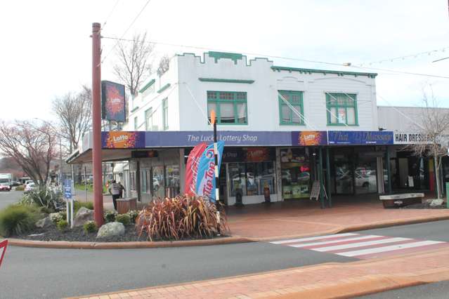 Prominent CBD corner location