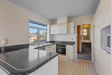 6 Hillcrest Street_4