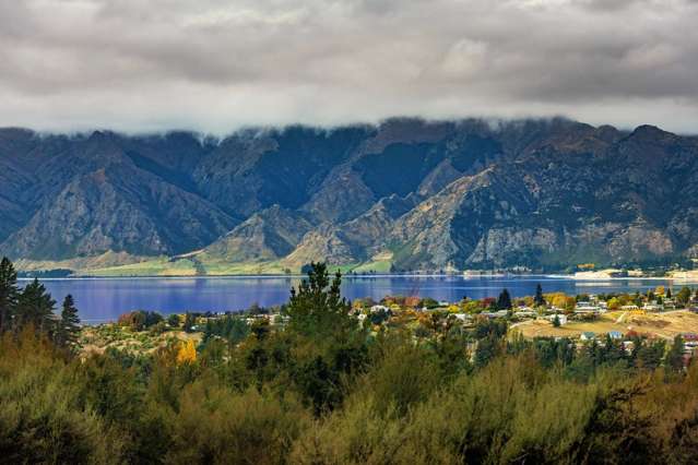 1091 Lake Hawea - Albert Town Road Lake Hawea_4