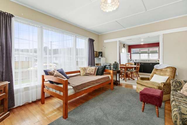 15 Konini Street Wainuiomata_3