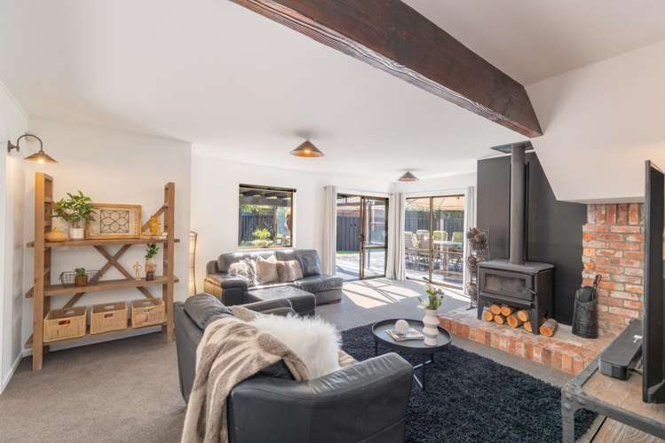 11 Johnswood Grove Clouston Park_9