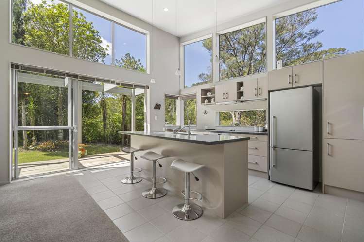 10 Beach Street Sandspit_17