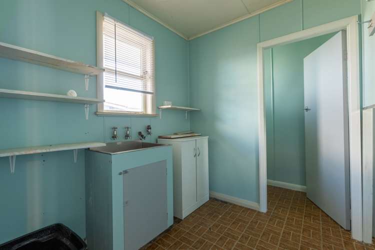 2 Edinburgh Street Dannevirke_13