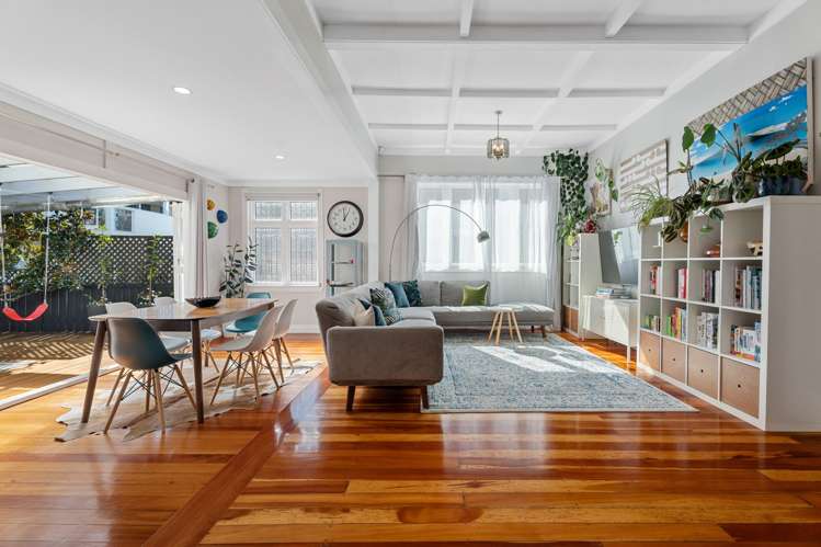 8 Epworth Avenue Royal Oak_14