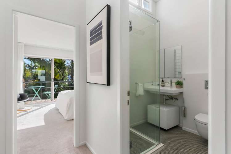 9/6 Sarsfield Street Herne Bay_12