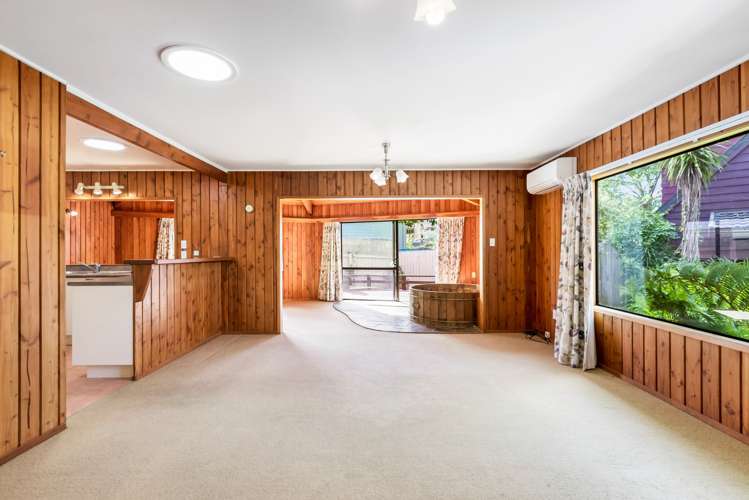 1/52 Cresta Avenue Beach Haven_18